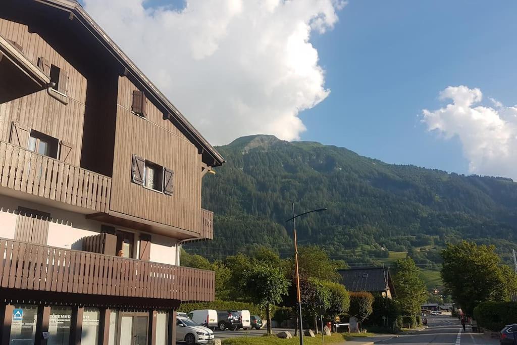Beau Duplex Lumineux A La Montagne Nice Flat Just Underneath Mtblanc Les Houches Bagian luar foto
